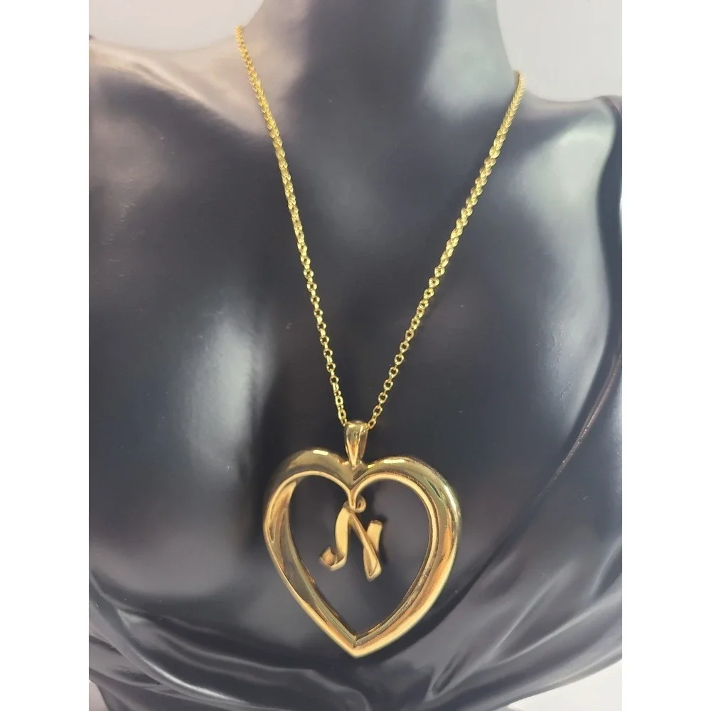 Avon Gold Tone Heart Initial N Pendant Necklace Open Heart Monogram Letter N Cha